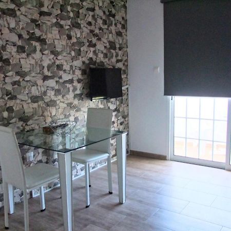 Frangeskos Beach Apartment'S ديكيليا كانتونمنت المظهر الخارجي الصورة