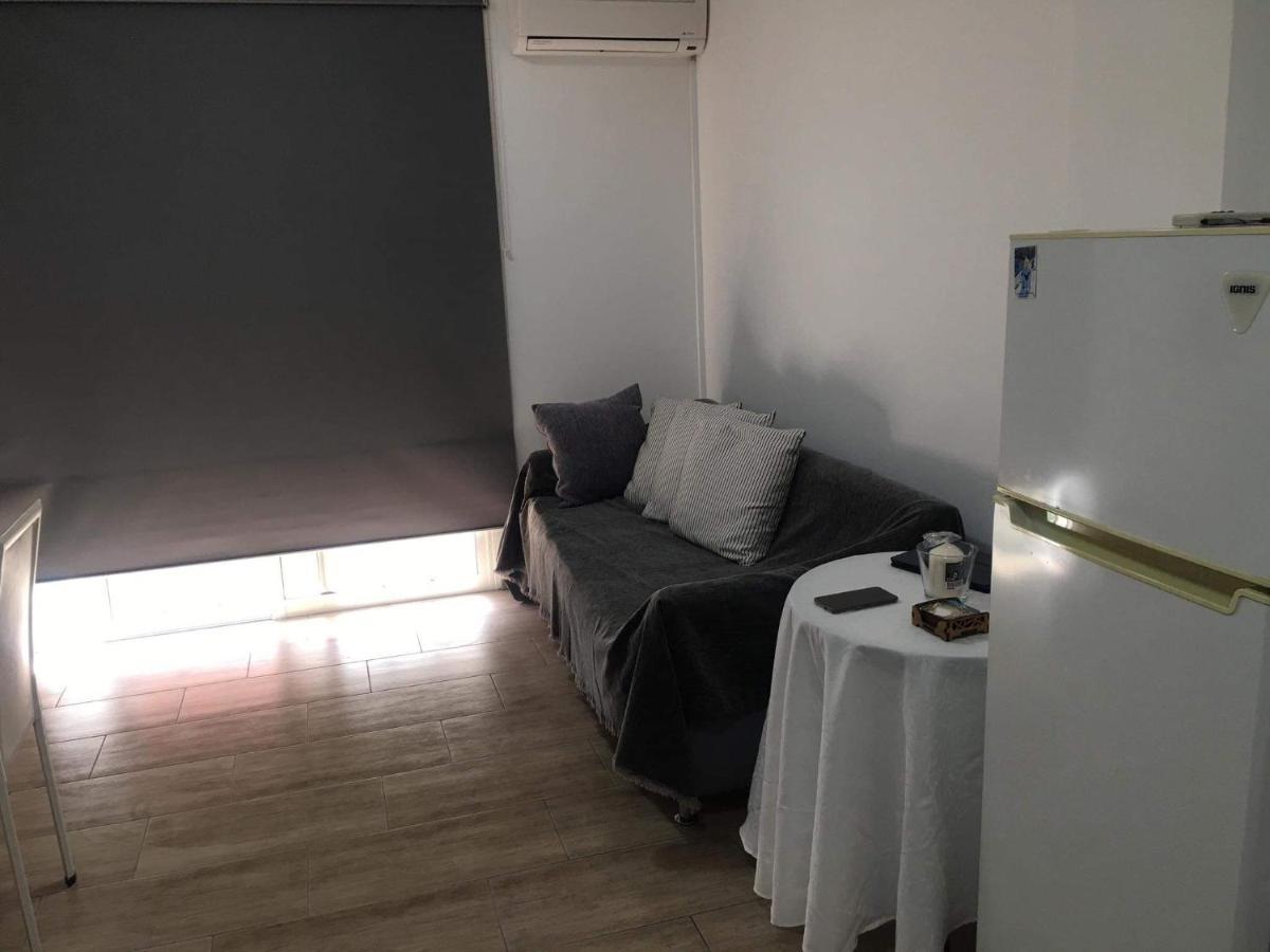 Frangeskos Beach Apartment'S ديكيليا كانتونمنت المظهر الخارجي الصورة