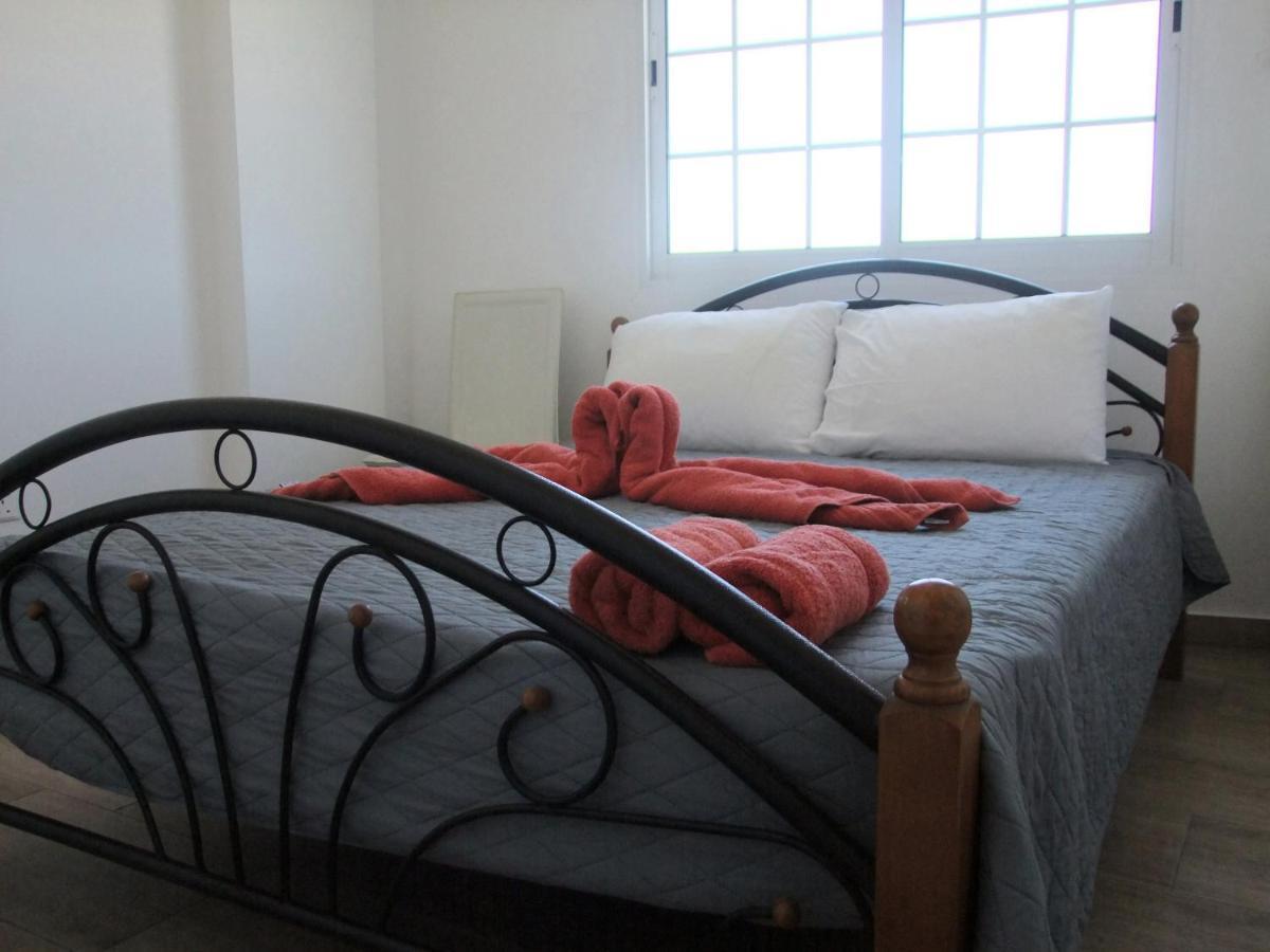 Frangeskos Beach Apartment'S ديكيليا كانتونمنت المظهر الخارجي الصورة